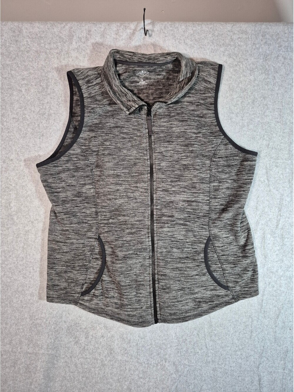 St. John’s Bay Active Women’s XL Gray Full Zip Vest